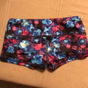 Fleo shorts low rise contour size s